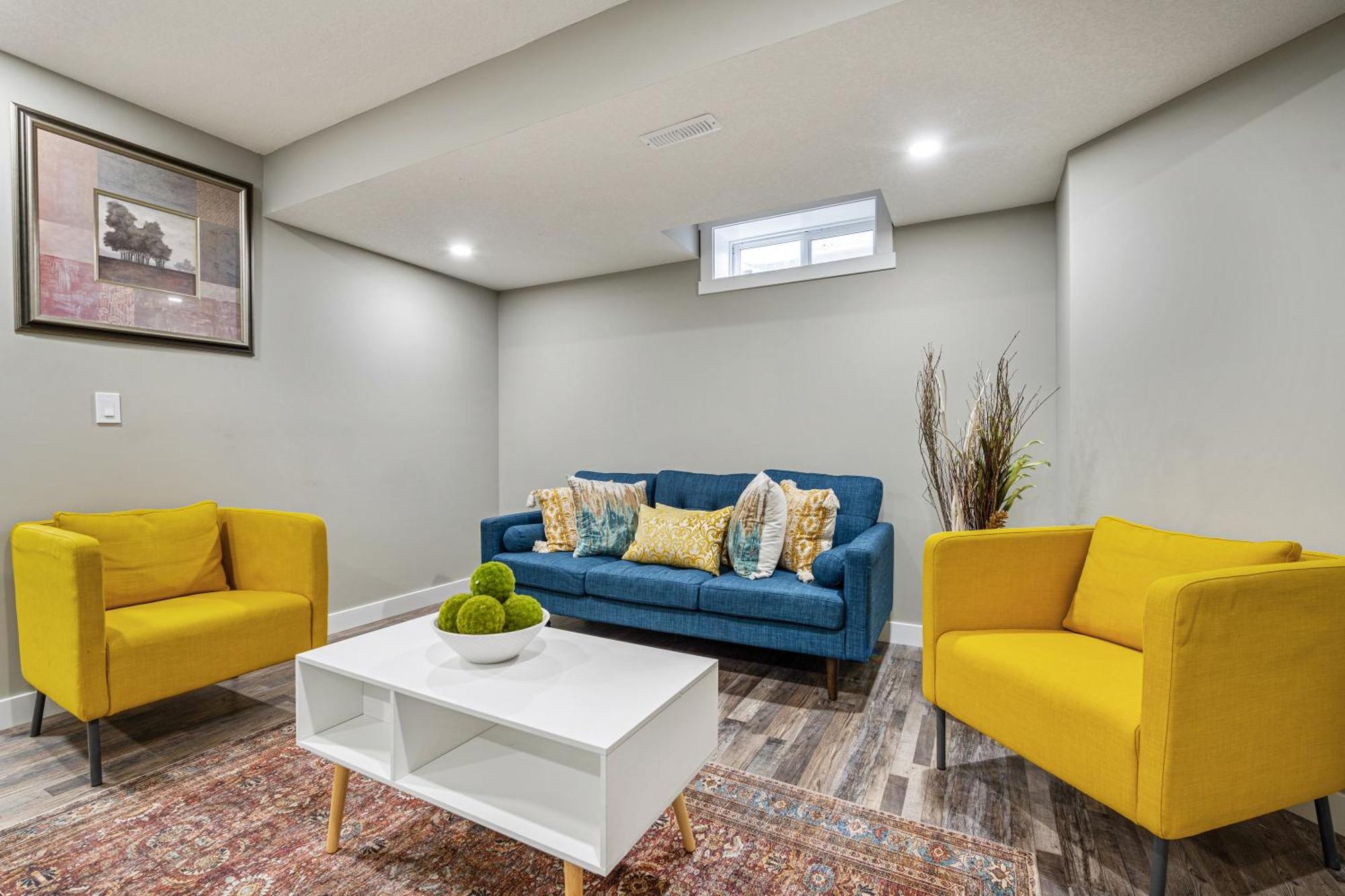 Modern 2 Bedroom Basement Suite With Laundry YYC Exterior foto